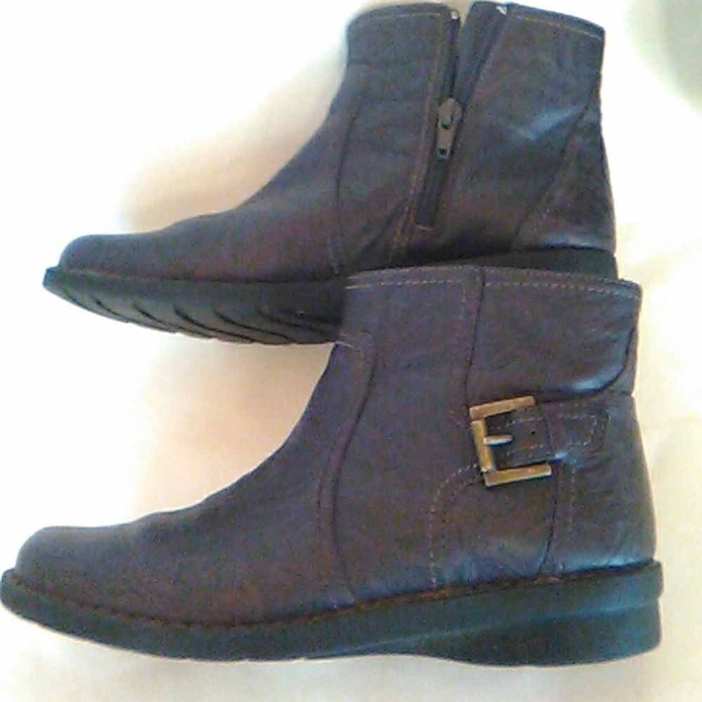 Clark's Collection Brown Low Boots - Picture 4 of 9